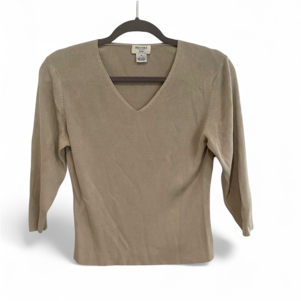 BROOKS BROTHERS 346 100% SILK 3/4 SLEEVE  BEIGE RIBBED V NECK SWEATER MEDIUM